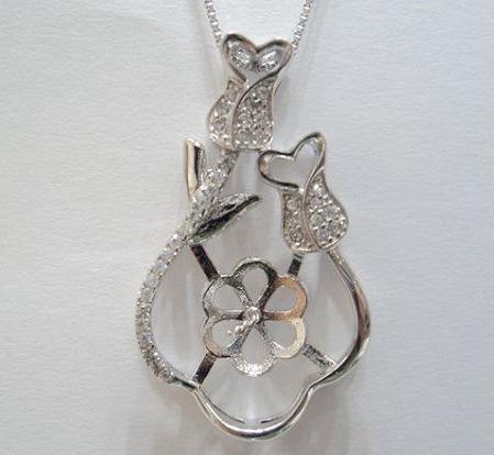 饰品批发商行提供的s银珍珠吊坠项坠diy项链优雅水晶爱心郁金香珠宝